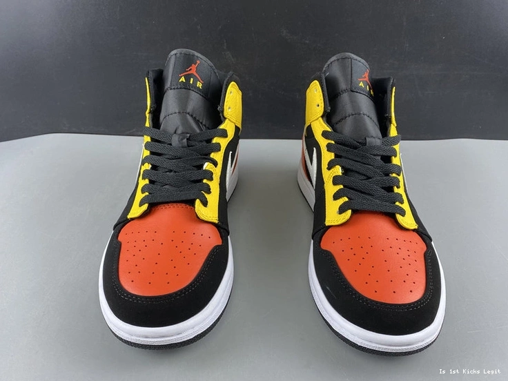 Jordan - Black Amarillo Orange 852542-087 1 Mid 1109